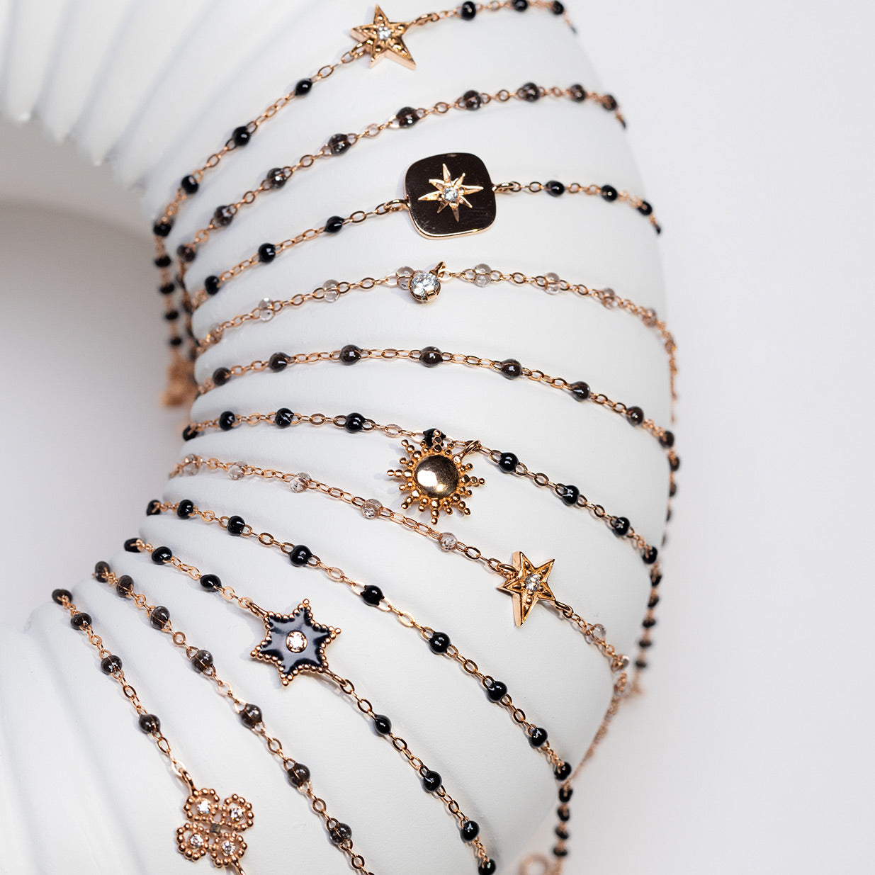 Bracelet Etoile Star résine noire, diamant, or rose, 17 cm pirate Référence :  b3st001r2017di -2