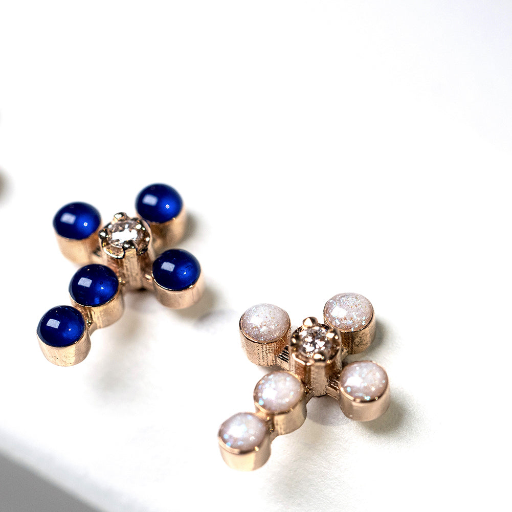 Boucles d'oreilles opale Croix Perlée, or rose, diamants madone Référence :  b4cp002r61xxdi -3